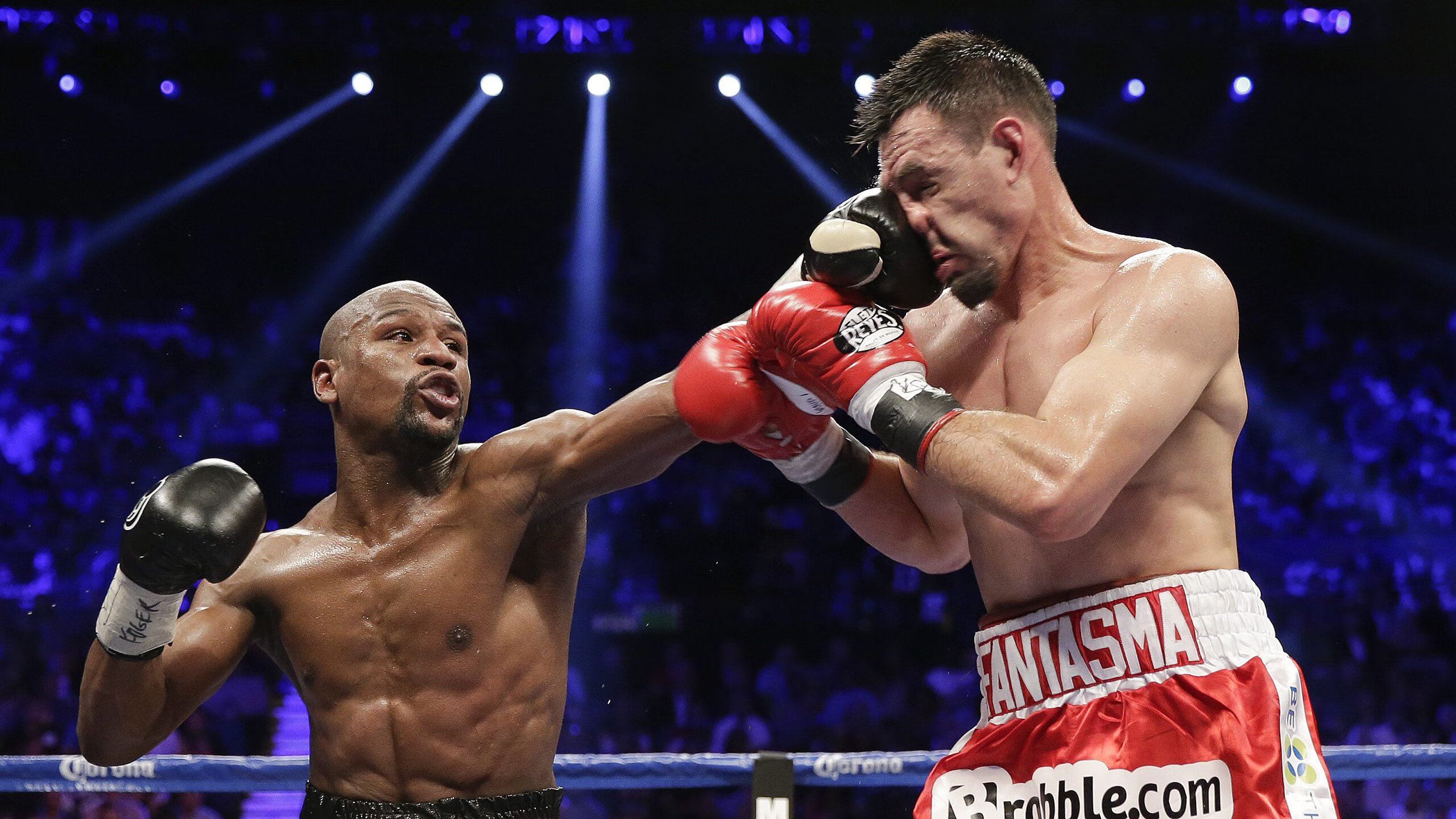 又见绝平！皇家马德里与广东男篮鏖战至终场，哈登读秒救主